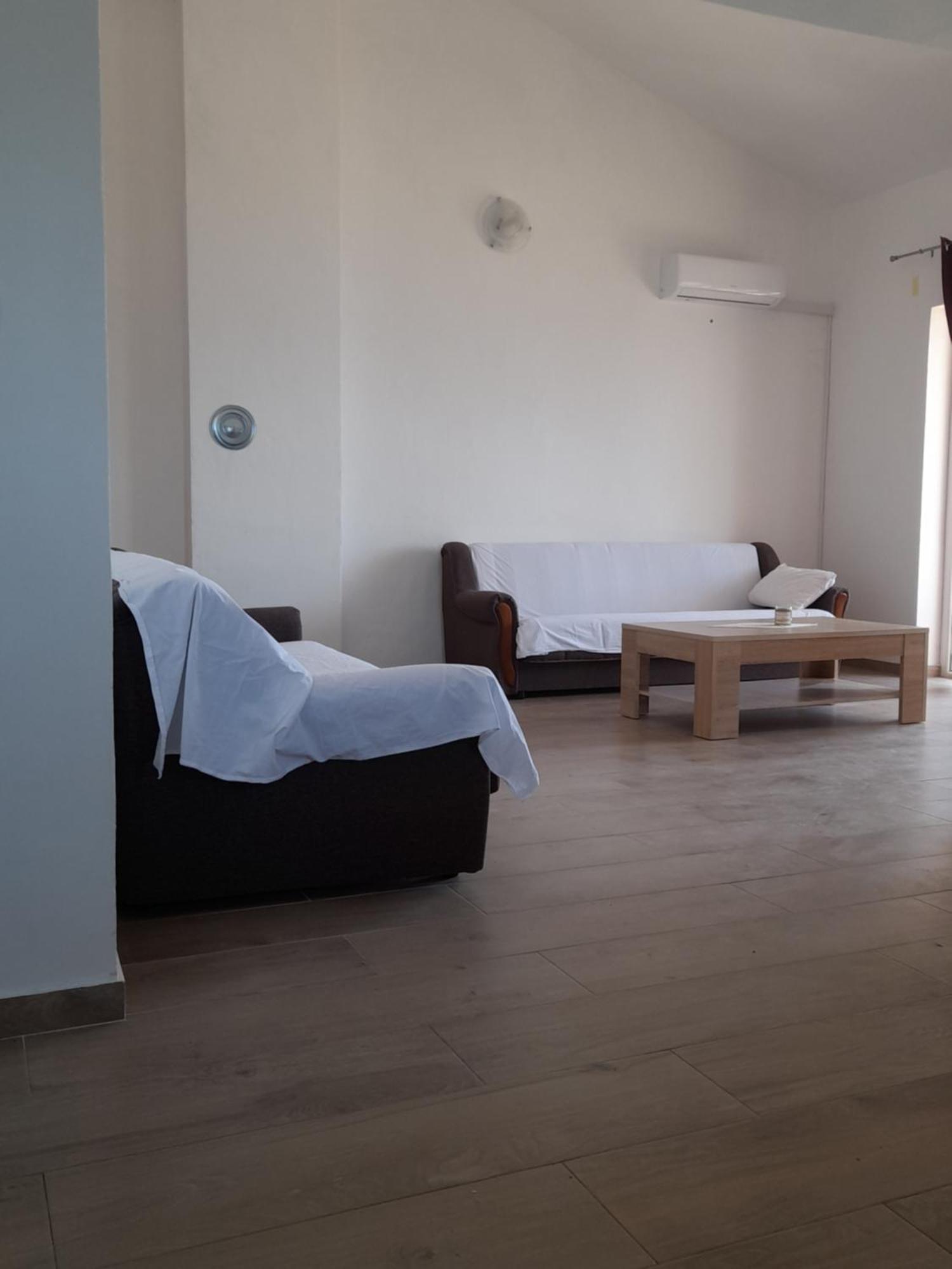 Apartments Radica 塞尼 外观 照片