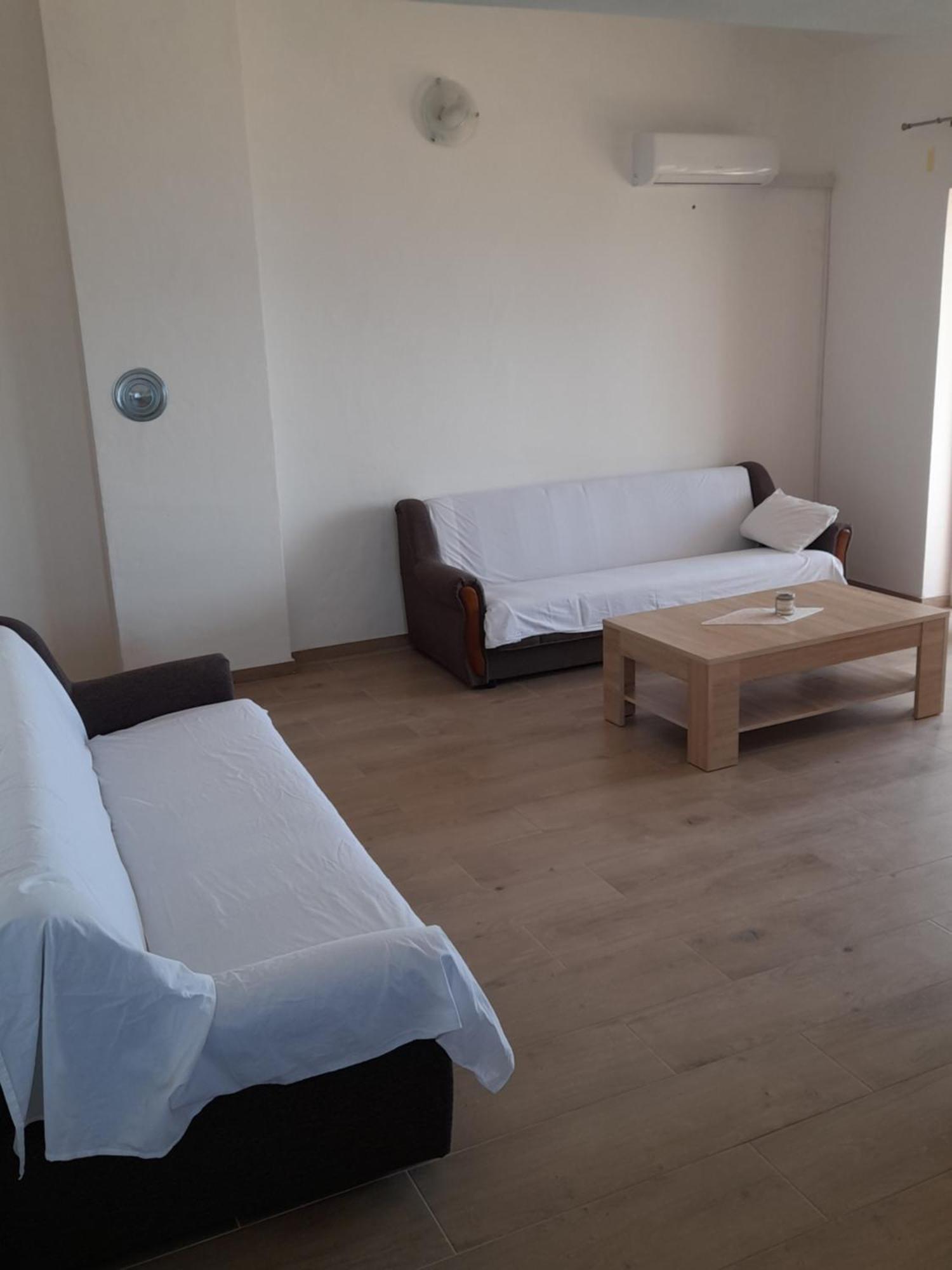 Apartments Radica 塞尼 外观 照片